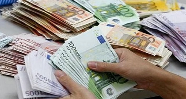 العملات الأجنبية مقابل الدينار الجزائري لنهار اليوم الأحد بوابة