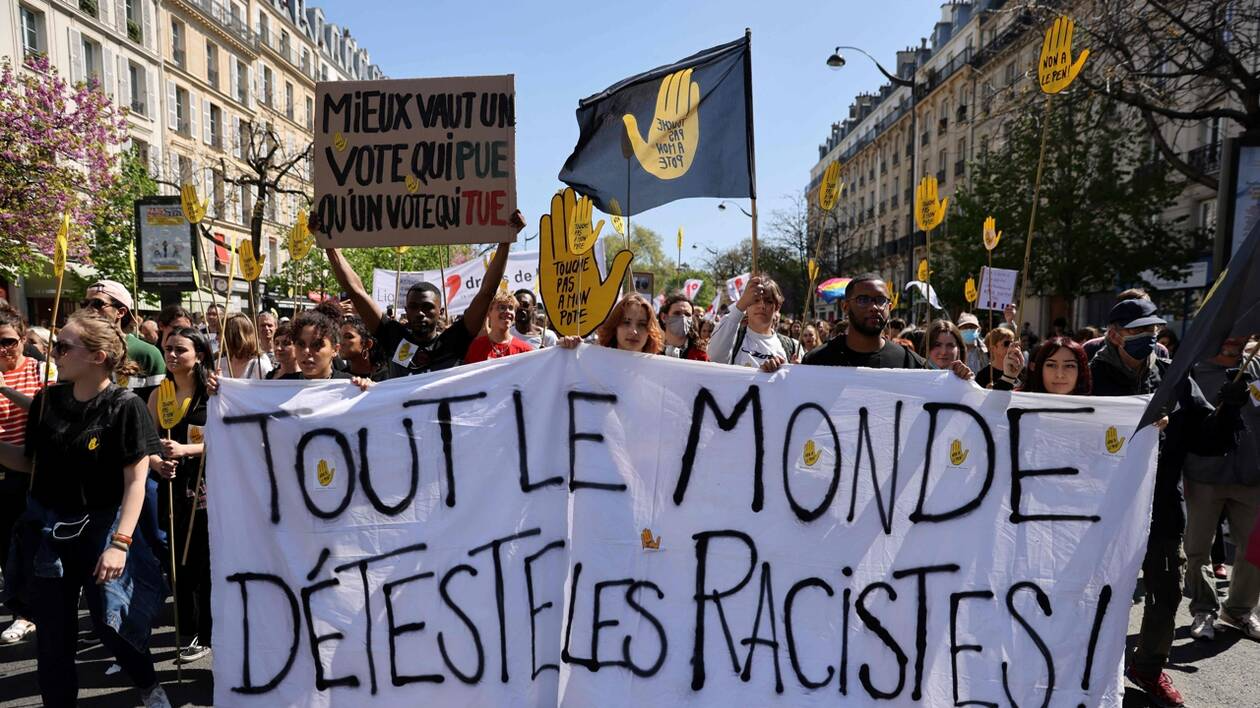 Manifestations contre l'extrême droite : près de 22 000 personnes  mobilisées, dont 9 200 à Paris